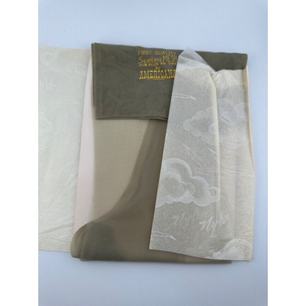 Vintage 1960s Americana Seamless Mesh 100% Nylon Garter Stockings Taupe Tan